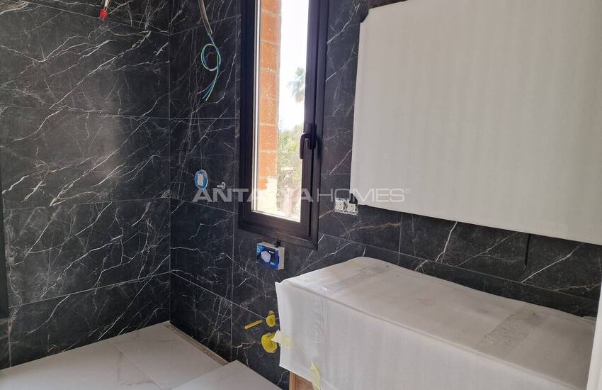 Muğla Sarıgerme'de Denize Yakın Bahçeli Müstakil Villa 23