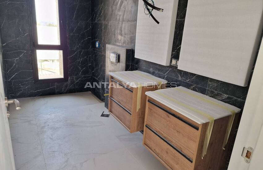 Muğla Sarıgerme'de Denize Yakın Bahçeli Müstakil Villa 21