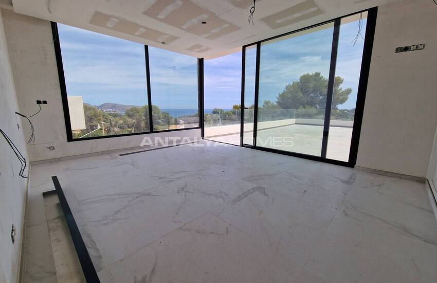 Muğla Sarıgerme'de Denize Yakın Bahçeli Müstakil Villa 17