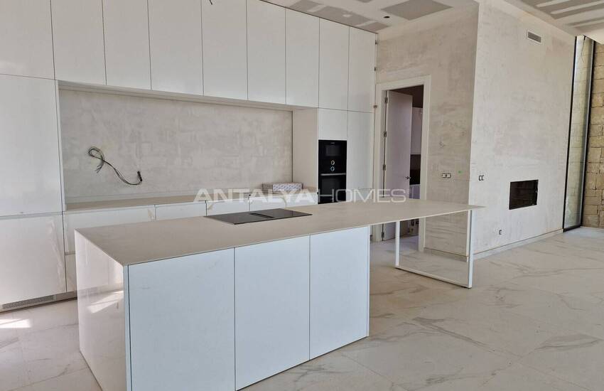 Muğla Sarıgerme'de Denize Yakın Bahçeli Müstakil Villa 4