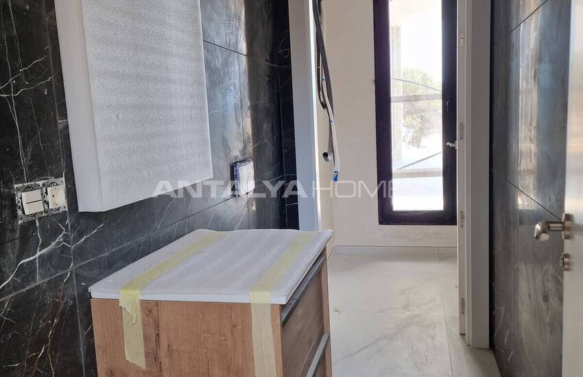 Muğla Sarıgerme'de Denize Yakın Bahçeli Müstakil Villa 20