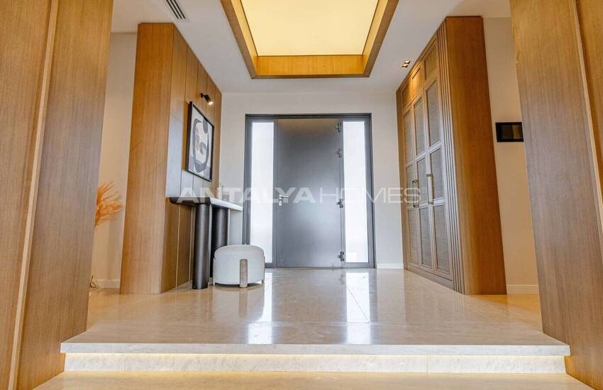 منازل مطلة على البحر ومباني خارجية في بودروم جوموسلوك 25