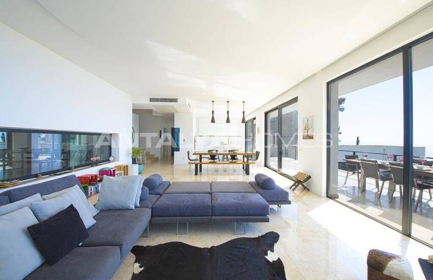 Muğla Fethiye'de Özel Havuzlu 6 Odalı Villa 12