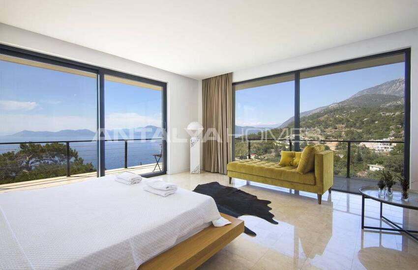 Muğla Fethiye'de Özel Havuzlu 6 Odalı Villa 21