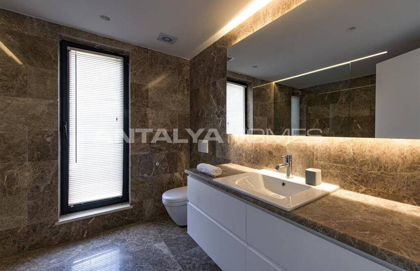 Muğla Fethiye'de Özel Havuzlu 6 Odalı Villa 23