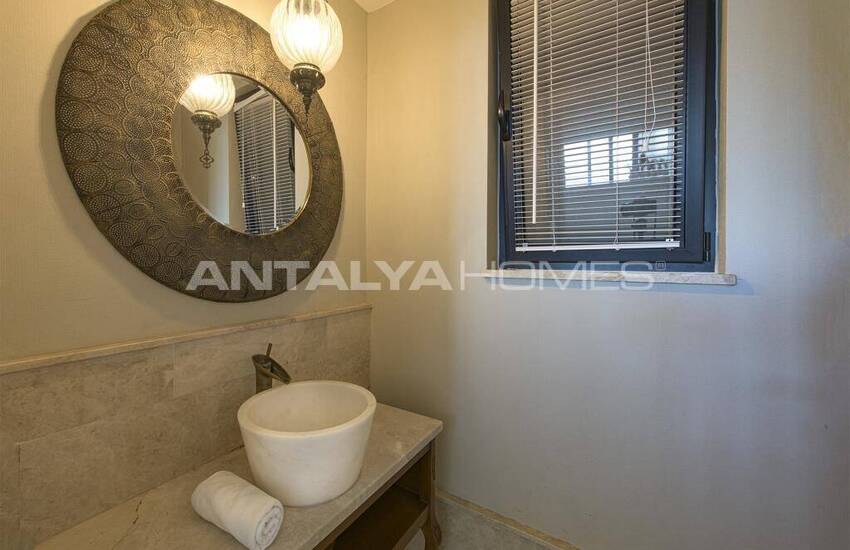 Muğla Fethiye'de Özel Havuzlu 6 Odalı Villa 29