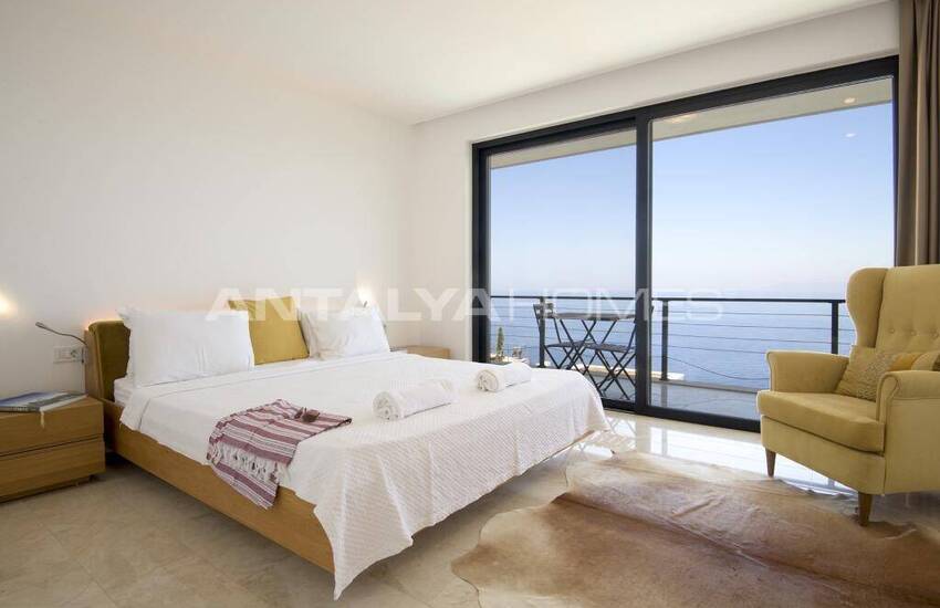 Muğla Fethiye'de Özel Havuzlu 6 Odalı Villa 20