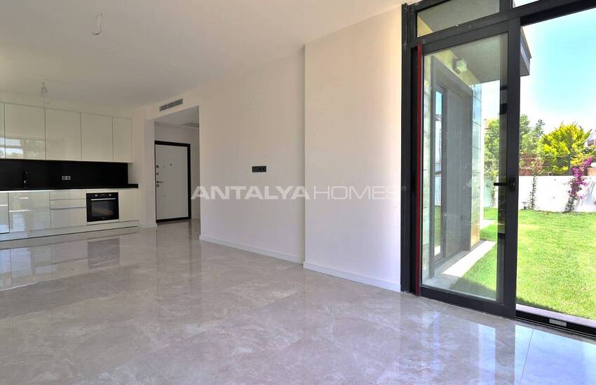2-bedroom Flats in a Complex Near Beach and Amenities in Bodrum 16