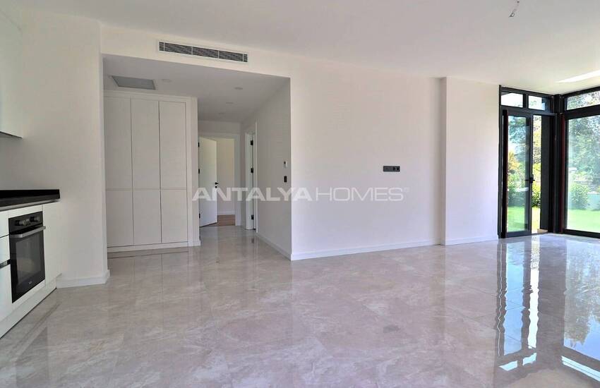 2-bedroom Flats in a Complex Near Beach and Amenities in Bodrum 18