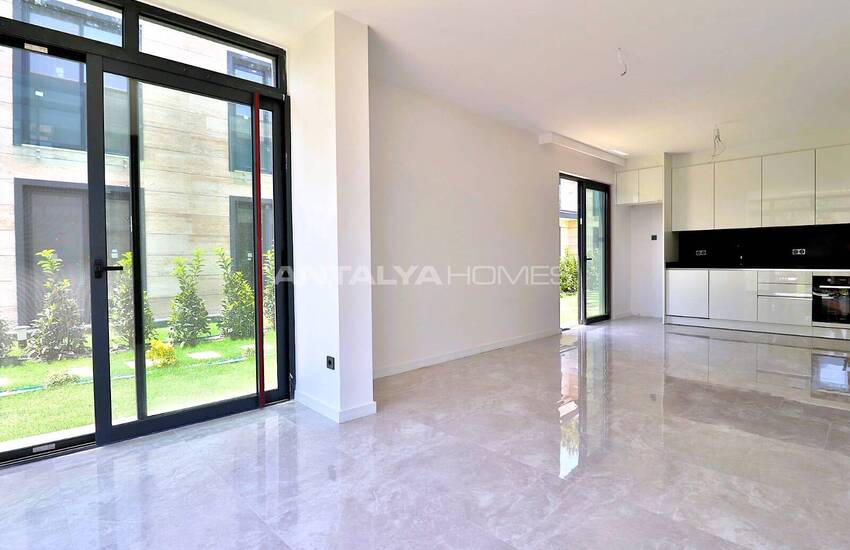 2-bedroom Flats in a Complex Near Beach and Amenities in Bodrum 14