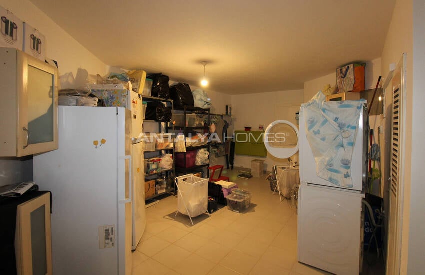 Muğla Bodrum'da Müştemilatlı Deniz Manzaralı Müstakil Villa 33