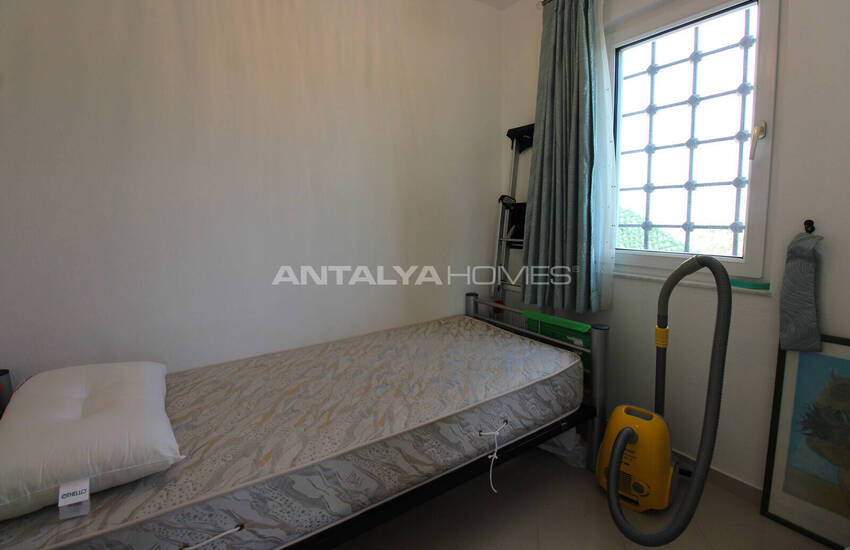 Muğla Bodrum'da Müştemilatlı Deniz Manzaralı Müstakil Villa 29