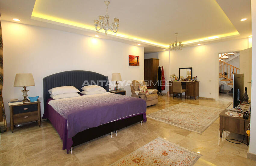 Villa Duplex À Vendre Avec Piscine Privée À Bodrum En Turquie 23