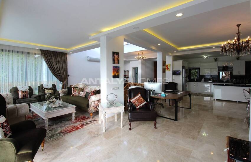 Villa Duplex À Vendre Avec Piscine Privée À Bodrum En Turquie 17