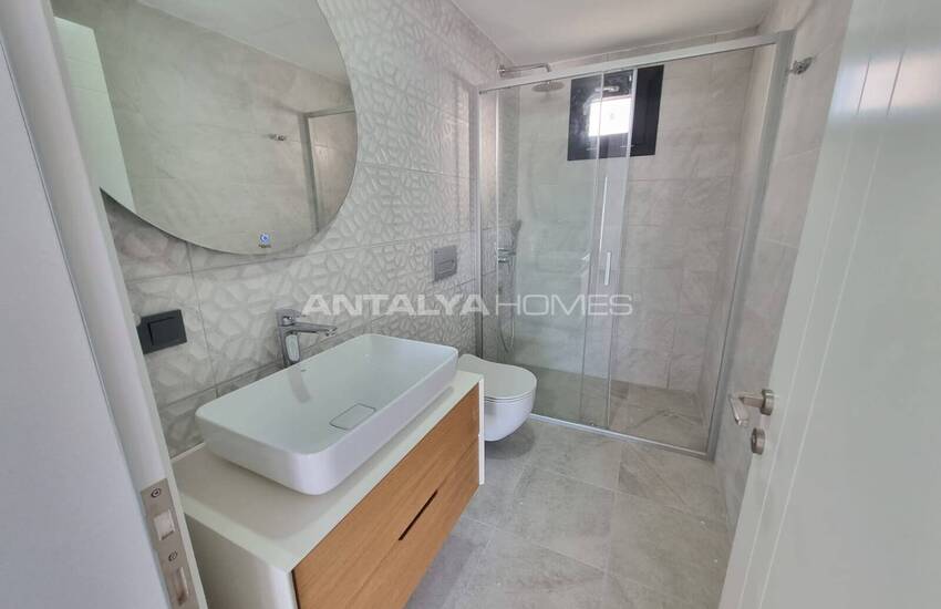 منازل منفصلة مطلة على البحر مع حمام سباحة خاص في بودروم تركيا 17