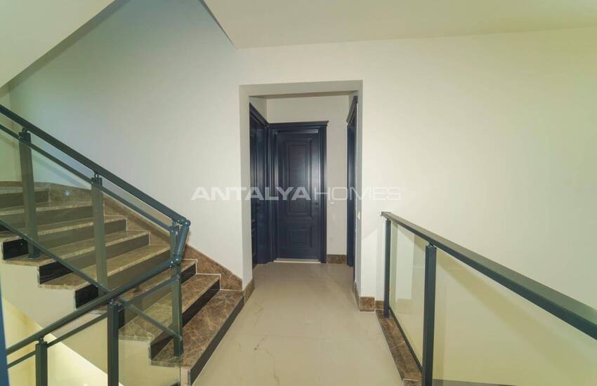 6-bedroom House with Private Pool in Fethiye 18