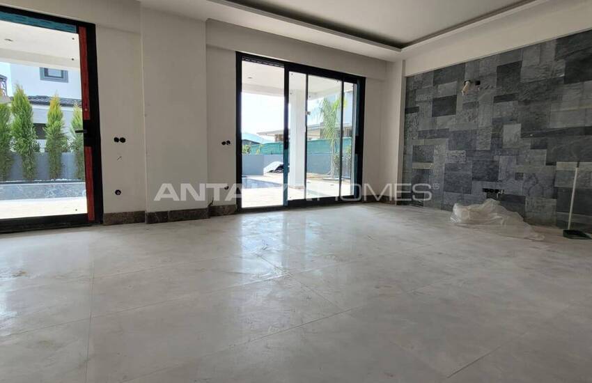 4-bedroom House with Pool and Garden in Fethiye Muğla 11