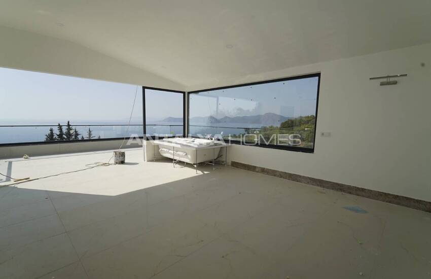 ویلای زیبا با استخر خصوصی و منظره دریا در فتحیه 11