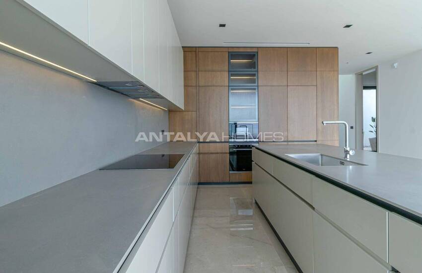 ویلا مستقل با دید دریا با استخر در بدروم ترکیه 12