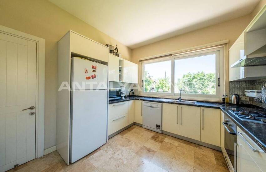 خانه با استخر ایده آل برای اجاره کوتاه مدت در فتحیه 24