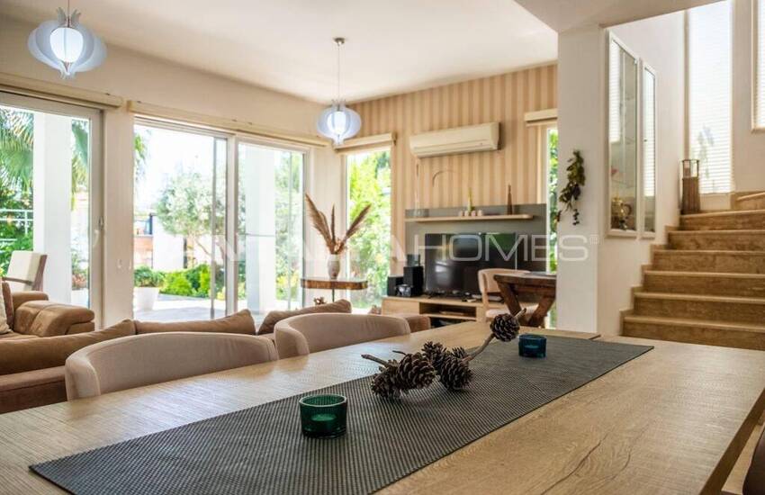 خانه با استخر ایده آل برای اجاره کوتاه مدت در فتحیه 18