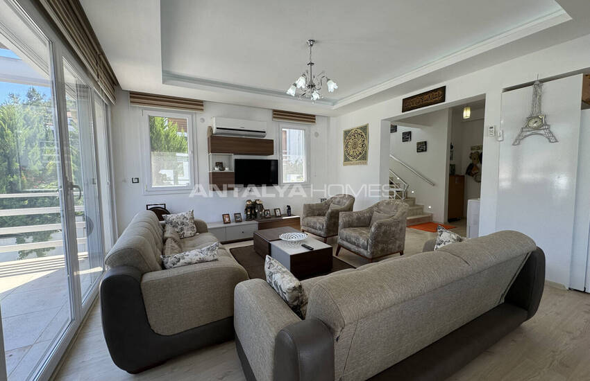 خانه ای زیبا با استخر در اولودنیز فتحیه 11