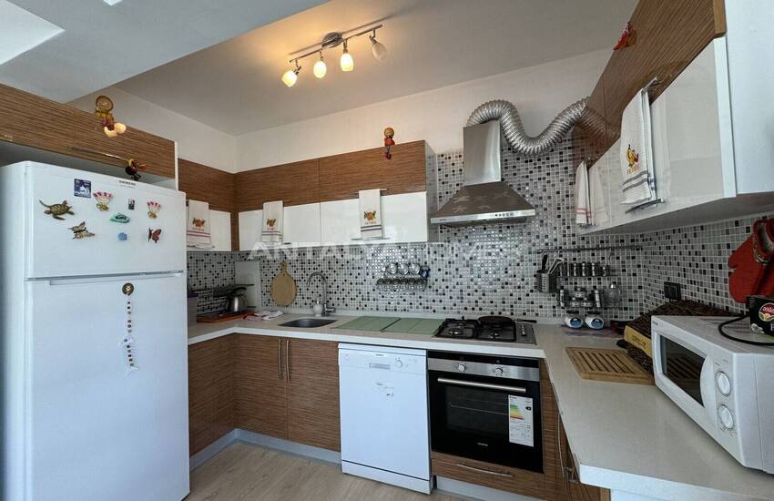 خانه ای زیبا با استخر در اولودنیز فتحیه 18