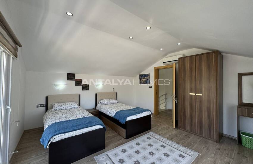 خانه ای زیبا با استخر در اولودنیز فتحیه 25