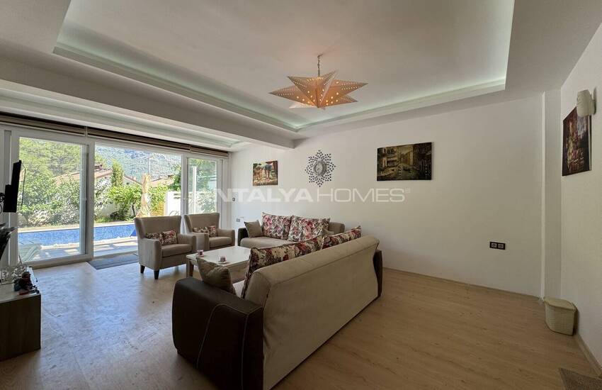 خانه ای زیبا با استخر در اولودنیز فتحیه 15