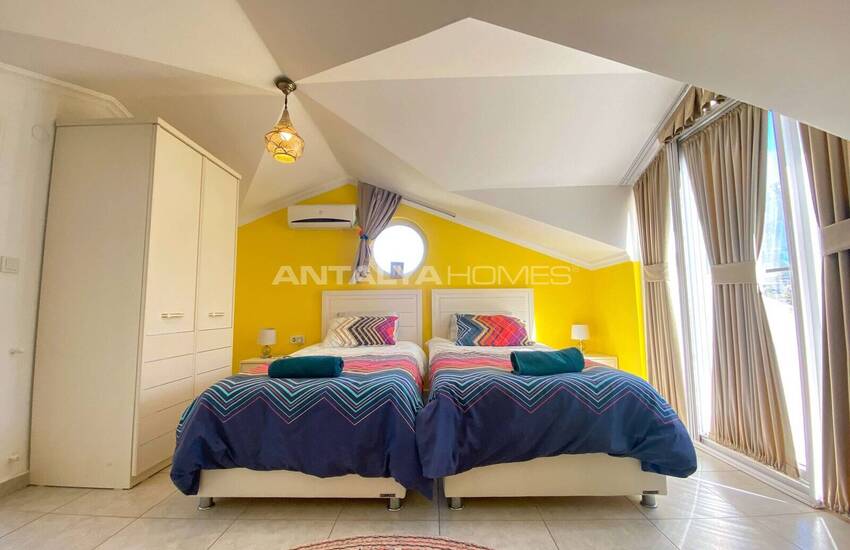 Fethiye Ölüdeniz'de Plaja Yakın Lüks Villa  16