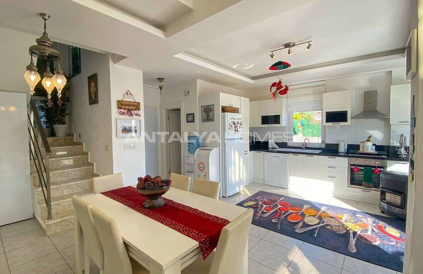 Fethiye Ölüdeniz'de Plaja Yakın Lüks Villa  6