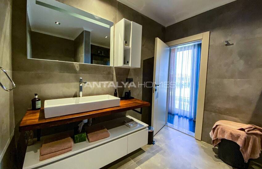 Fethiye'de Kısa Süreli Kiralamalar İçin İdeal 4 Yatak Odalı Ev 19