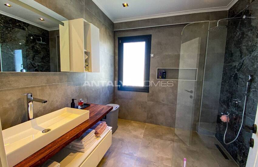 Fethiye'de Kısa Süreli Kiralamalar İçin İdeal 4 Yatak Odalı Ev 15