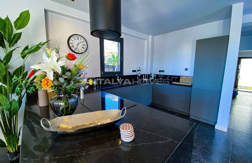 Fethiye'de Kısa Süreli Kiralamalar İçin İdeal 4 Yatak Odalı Ev 9