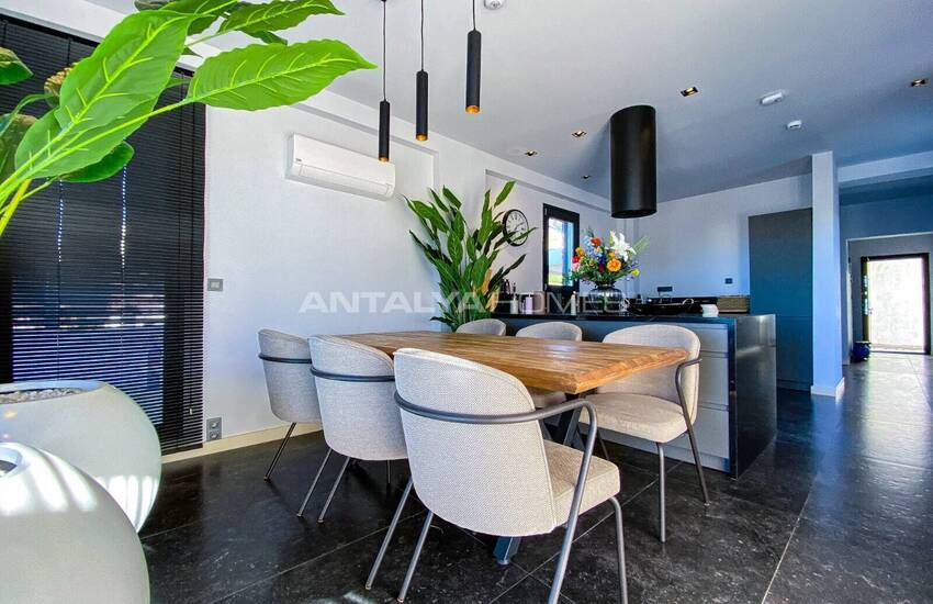 Fethiye'de Kısa Süreli Kiralamalar İçin İdeal 4 Yatak Odalı Ev 8