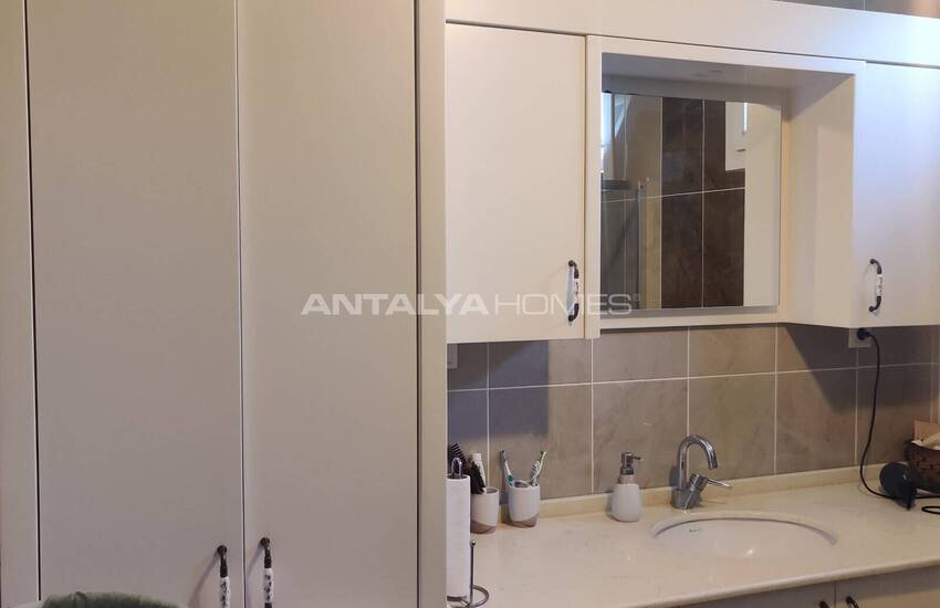 خانه مزرعه در کنار رودخانه ها و جنگل ها در موغلا سیدیکمر 29