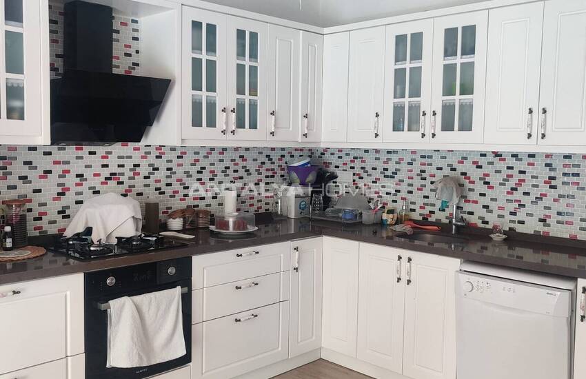 خانه مزرعه در کنار رودخانه ها و جنگل ها در موغلا سیدیکمر 24