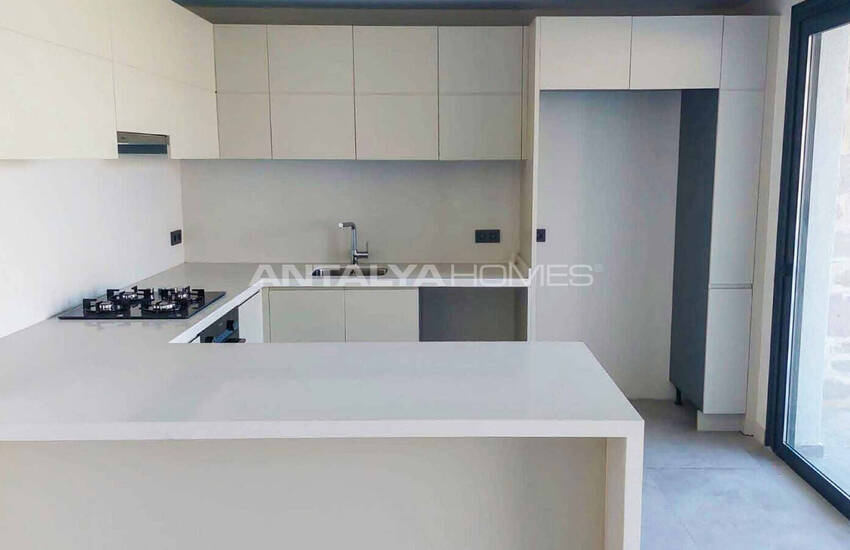 خانههای مدرن با استخرهای خصوصی در نزدیکی ساحل آکیارلار 7