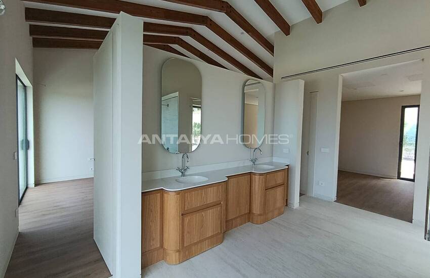 Haus Mit Meerblick Und Garten In Yalikavak Bodrum 21