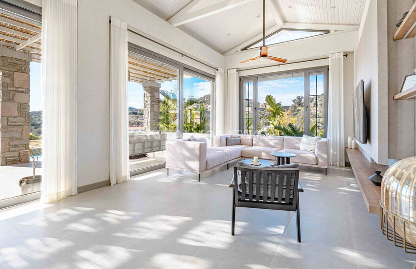 Дома с частными бассейнами и большими садами в Бодруме Мугла 16