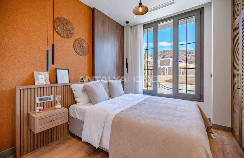 Дома с частными бассейнами и большими садами в Бодруме Мугла 19