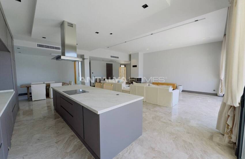 Отдельно стоящий дом с бассейном в закрытом комплексе в Ялыкаваке 8