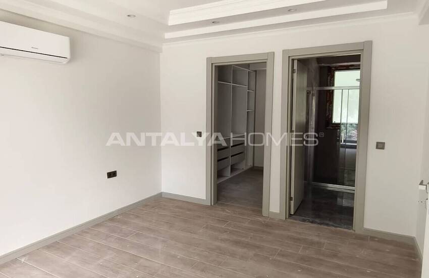 Muğla Fethiye'de Güvenlikli Site İçinde Havuzlu Lüks Evler 28