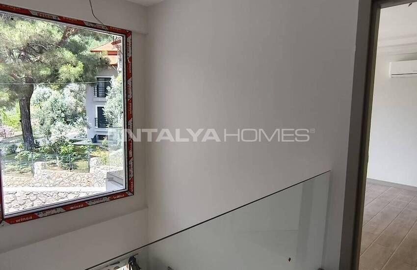 Muğla Fethiye'de Güvenlikli Site İçinde Havuzlu Lüks Evler 39