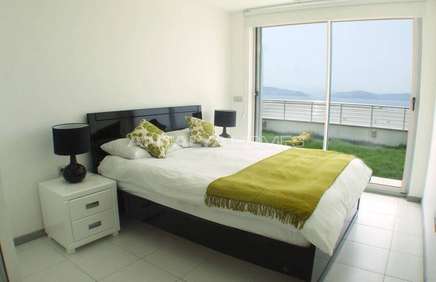 Sea-view Flat in a Complex with Private Beach in Muğla Milas 17