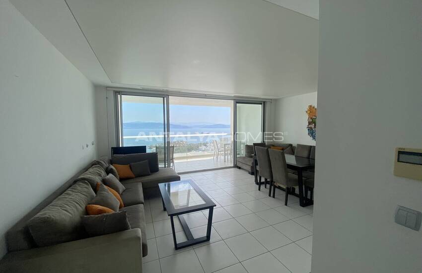 Sea-view Flat in a Complex with Private Beach in Muğla Milas 12