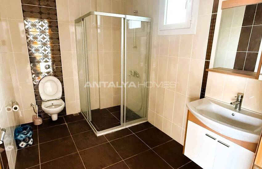 منزل على قطعة أرض مساحتها 1500 متر مربع في فتحية أولودينيز 27