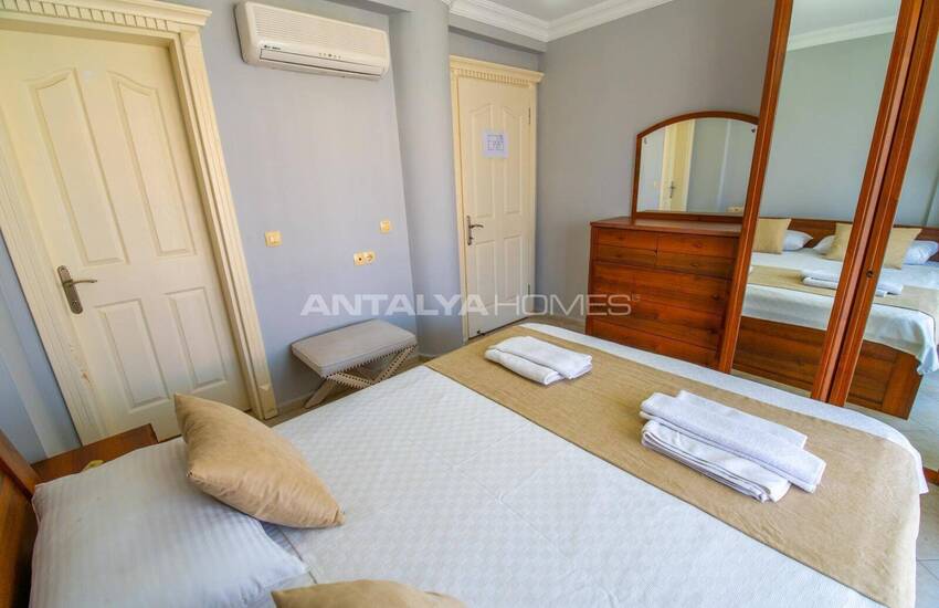 خانه بزرگ با استخر و باغ خصوصی در فتحیه 21