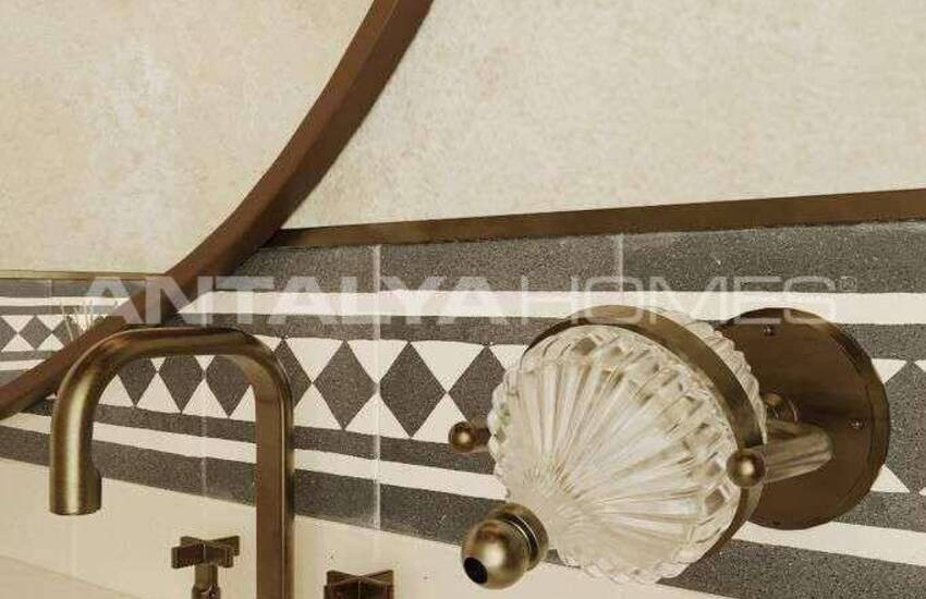 Bodrum'da Satılık Tam Donanımlı Denize Sıfır Otel 32