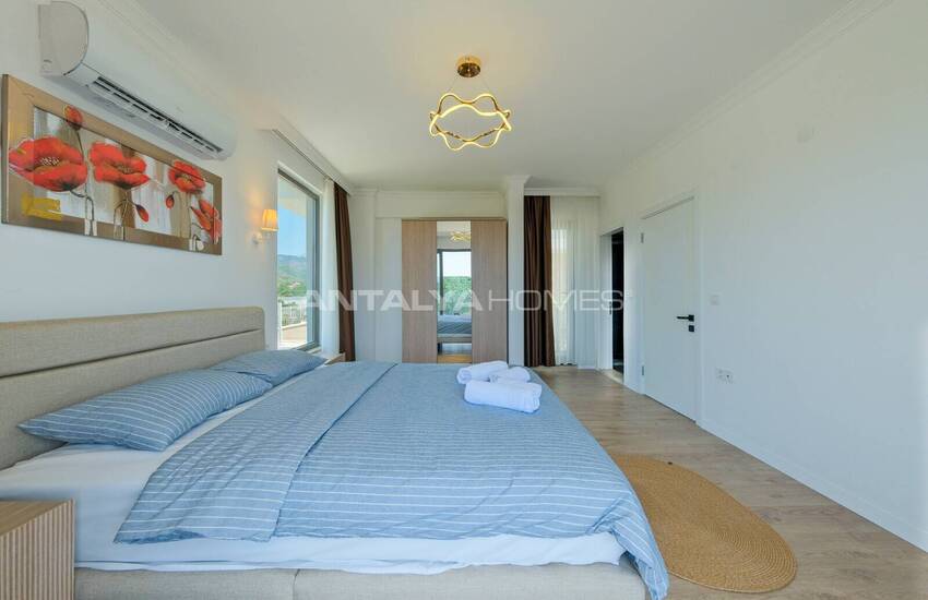 منزل جاهز للسكن مكون من 4 غرف نوم مع مسبح وحديقة في فتحية 21